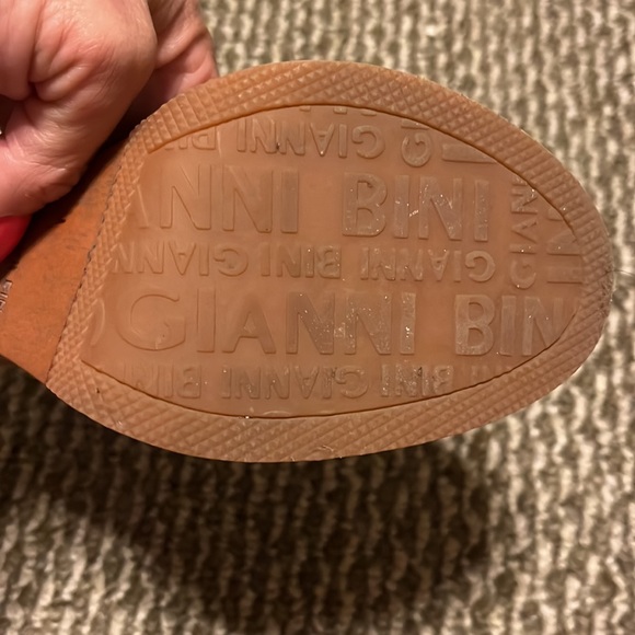 Gianni Bini multicolored heels from Dillards. Size 9.5 - Picture 6 of 6